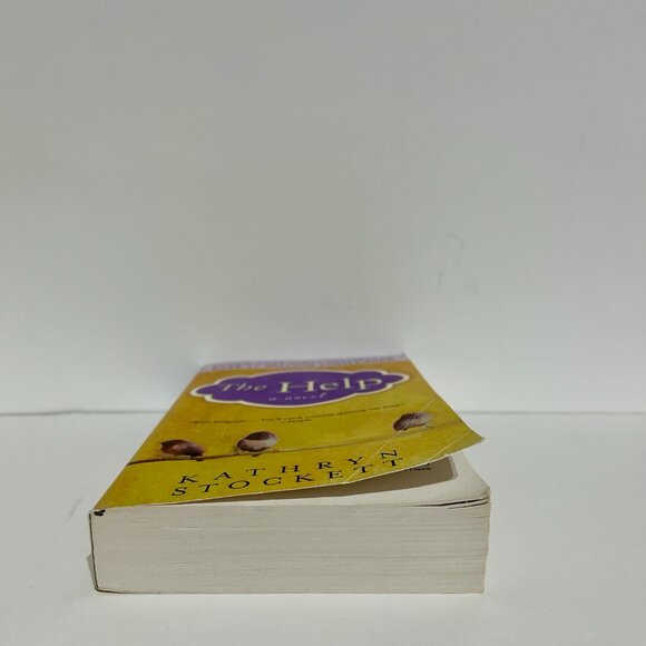 The Help by Kathryn Stockett Novel made to Movie Paperback Good Condition GC - Picture 3 of 9